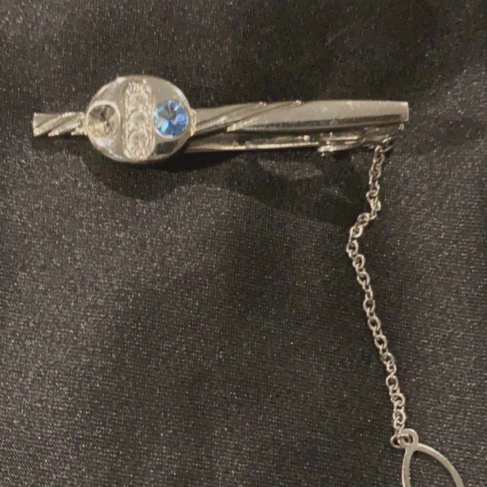 Men's tie clip